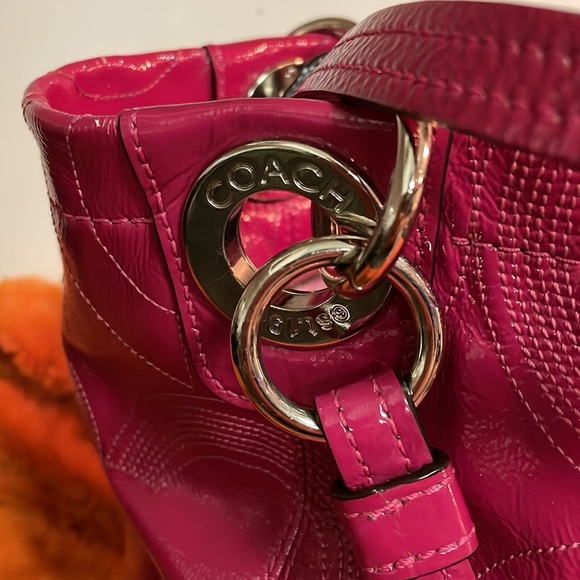 Coach Signature bags small pen mark inside No rips or Oder used for school  2mo - Picture 3 of 7